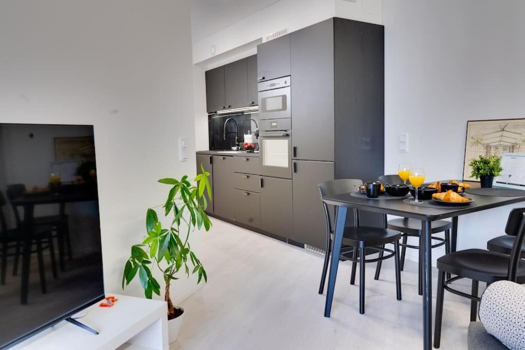Appartement Location In Tampere! Modern Apartment, 2rooms, Kitchen And Balcony