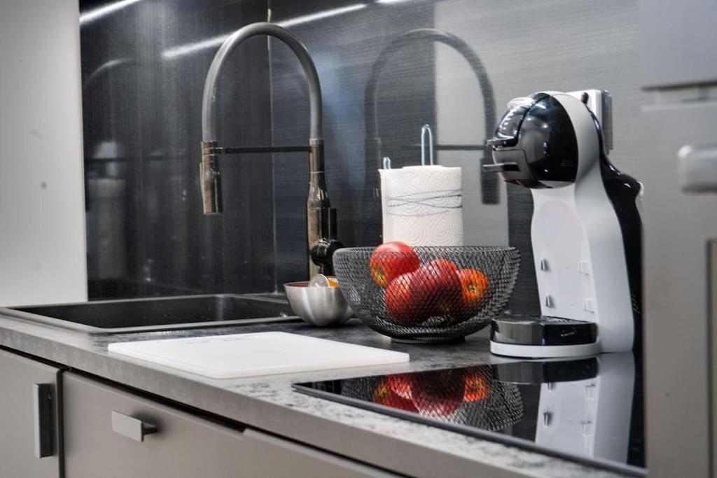 Location In Tampere! Modern Apartment, 2rooms, Kitchen And Balcony Appartement Tampere